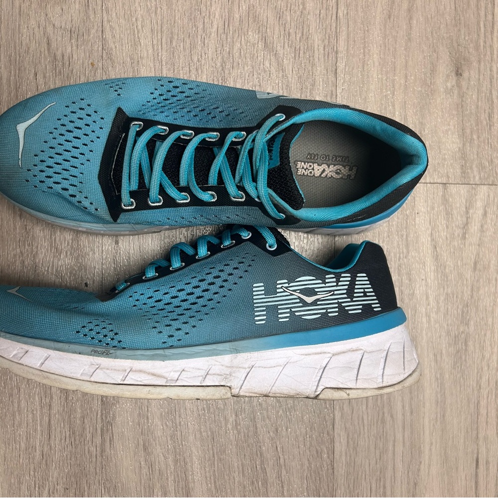 Hoka Cavu Running Walking Shoe Blue Turquoise, Women size 9.5, Preowned